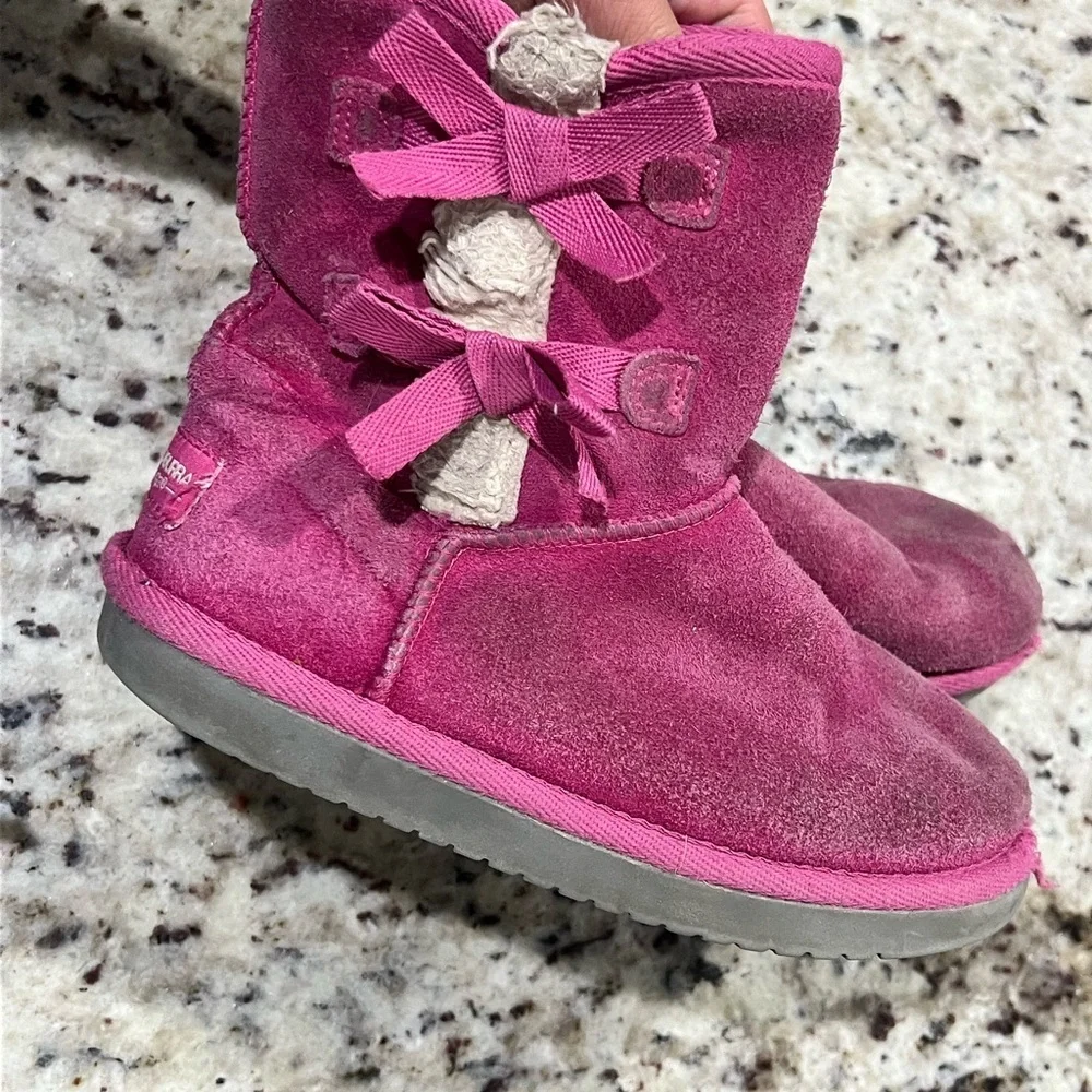 Pink Suede Boots with Bows koolaburra by Ugg youth
